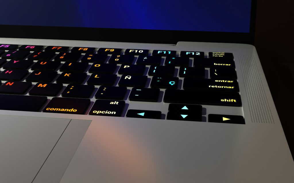 لابتوب لتشغيل AutoCAD