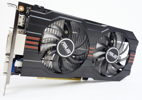 كارت شاشة NVIDIA GTX 750 Ti 2 جيجا DDR5 بخلفية بيضاء.