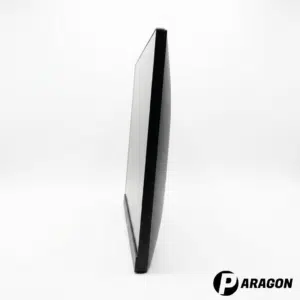 جانب شاشة HP P2219H يوضح التصميم النحيف